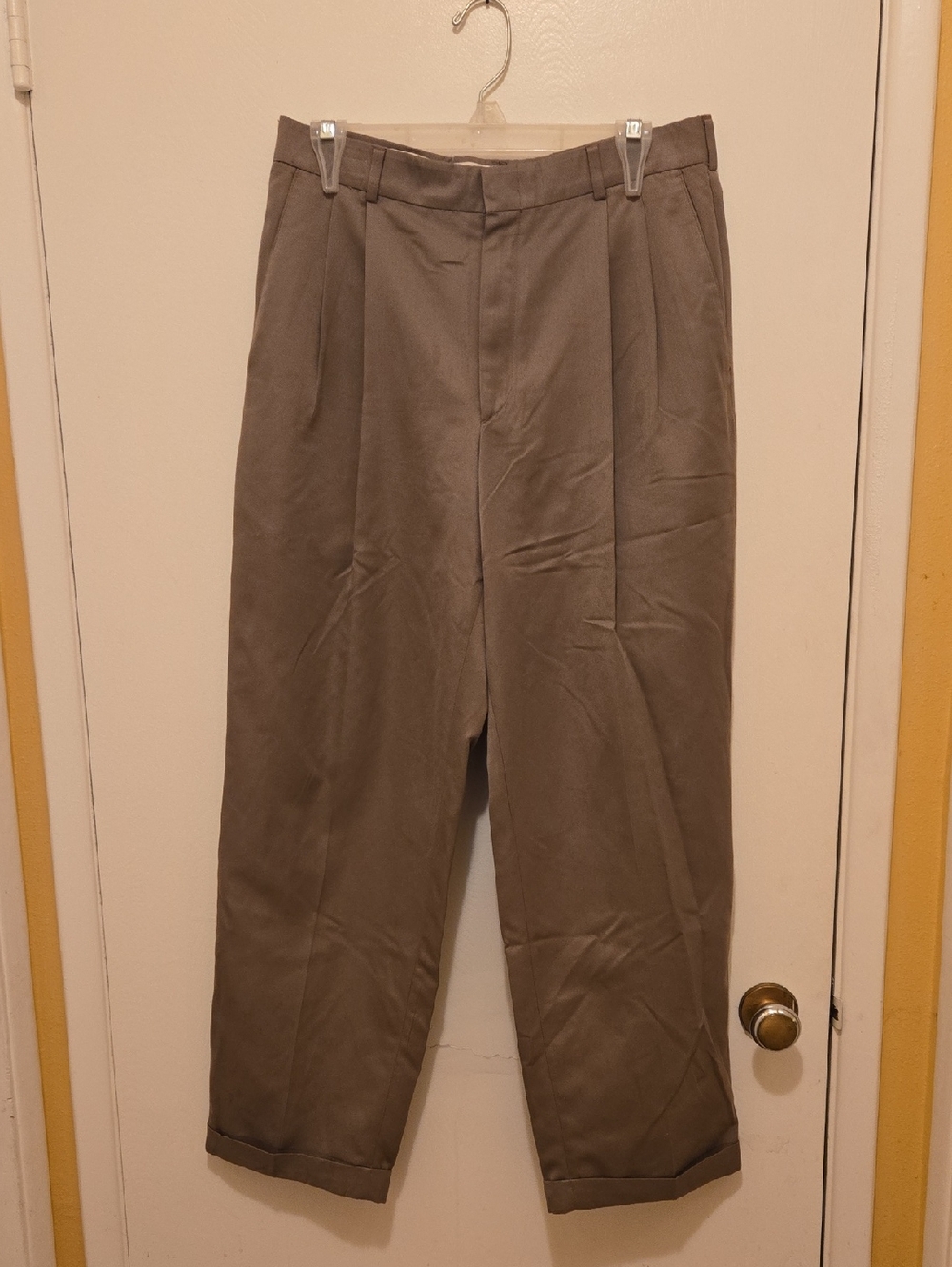 John Henry Men's Classic Pleated Chino Pants in Taupe